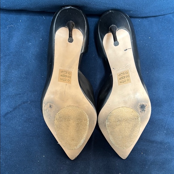 Elegant Black Women's Heels - Picture 5 of 5